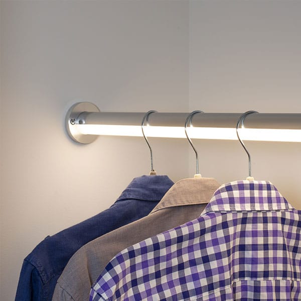 Hangr-LED-Closet-Bar-1